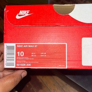 Hello I have a brand new pair of Nikes for sale.l, the sneakers are rose gold.